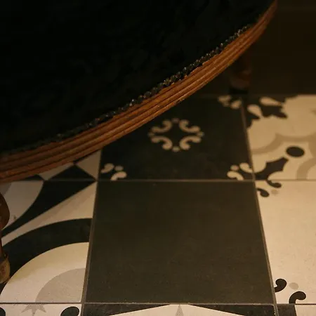 Alojamento de Acomodação e Pequeno-almoço A Mo Casa Comiso