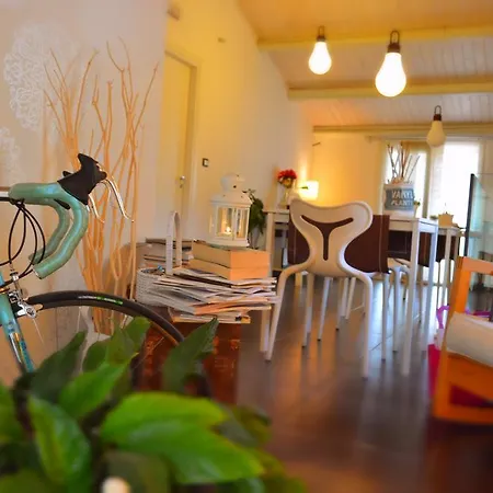 Alojamento de Acomodação e Pequeno-almoço A Mo Casa Comiso